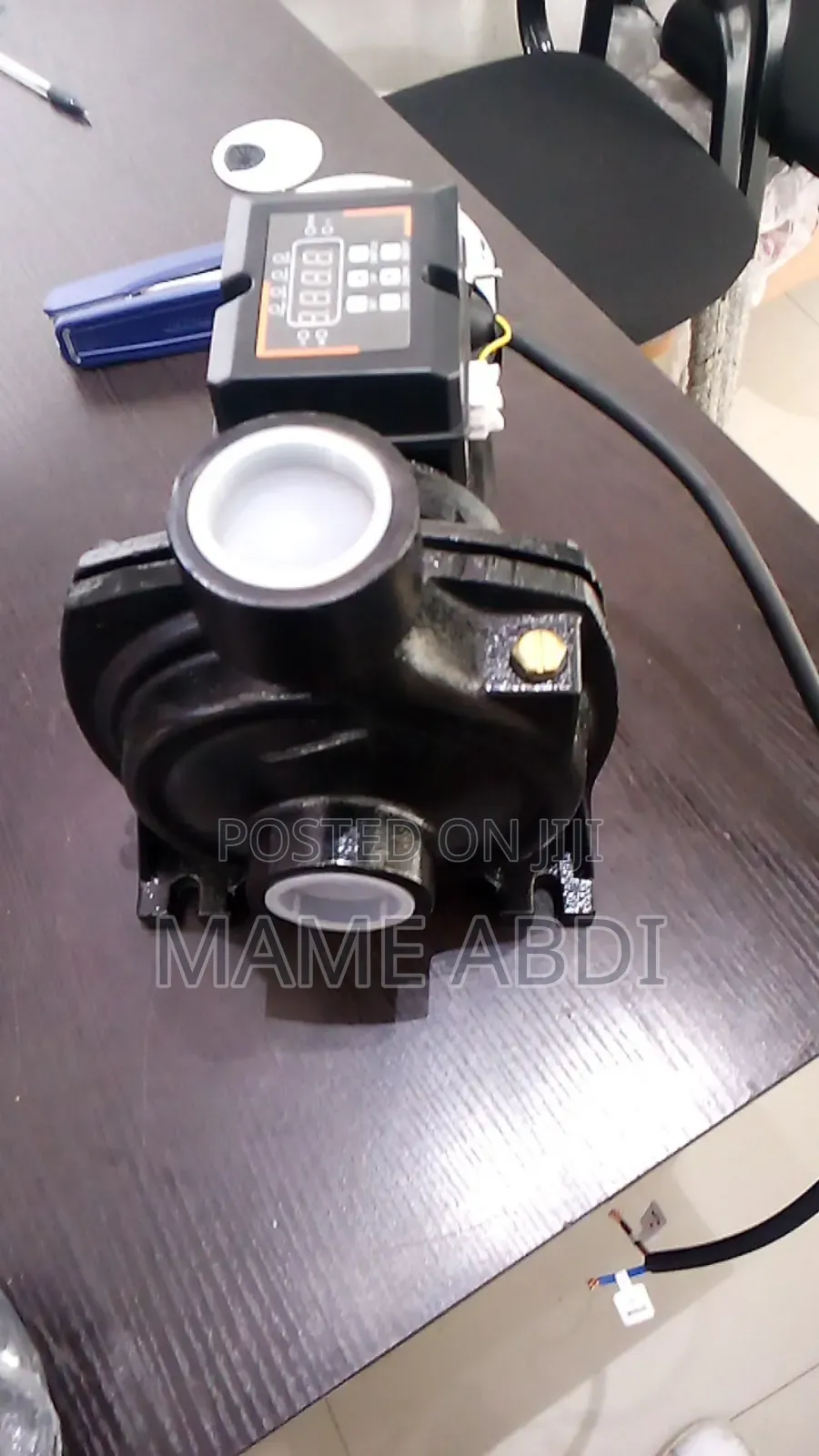 በኤሌክትሪክ እና በሶላር ሚሠራ ፓምፕ