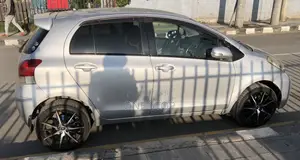 Toyota Yaris 2009 Silver