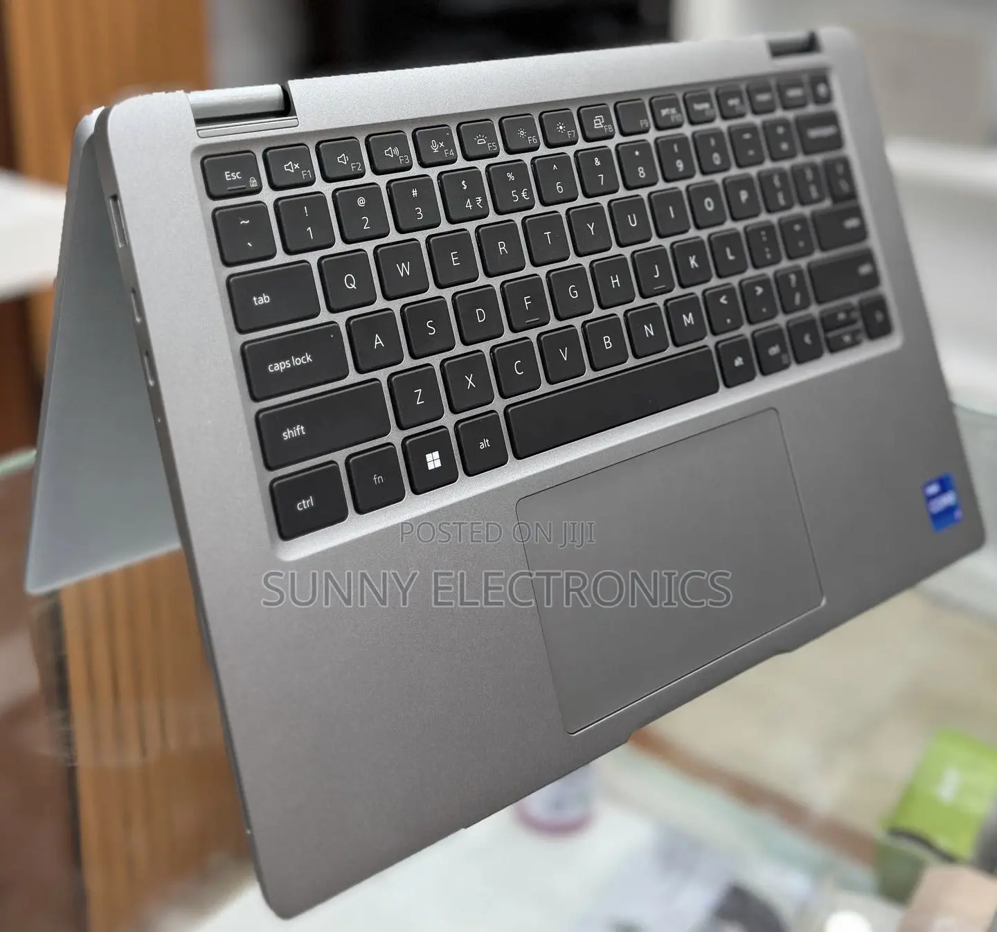 New Laptop Dell Latitude 5340 16GB Intel Core I7 SSD 512GB