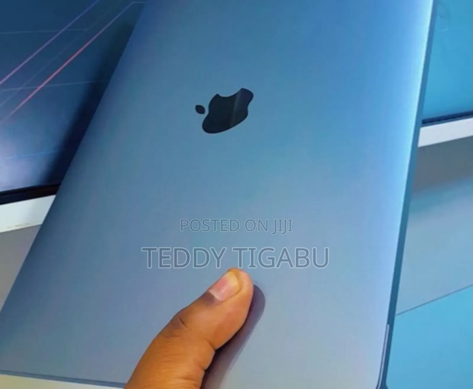 New Laptop Apple MacBook Air 2020 M1 8GB Apple M1 SSD 256GB