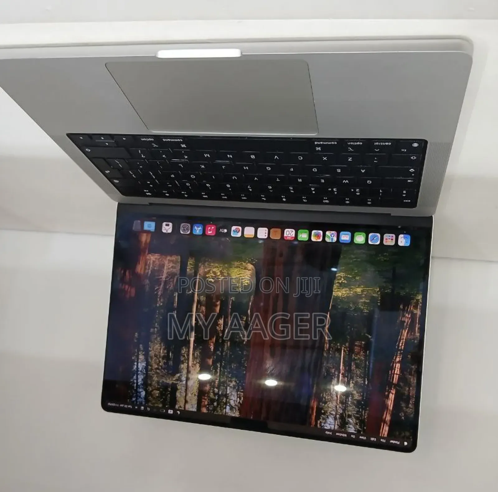 New Laptop Apple MacBook Pro M1 16GB Apple M1 Pro SSD 1T
