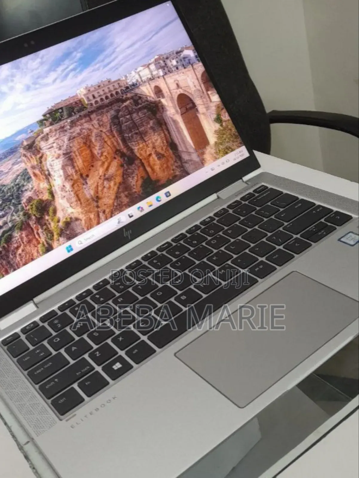 New Laptop HP EliteBook X GB Intel Core I7 SSD 512GB