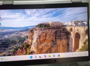 New Laptop HP EliteBook X GB Intel Core I7 SSD 512GB