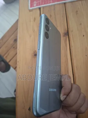 Samsung Galaxy M14 128 GB Gray