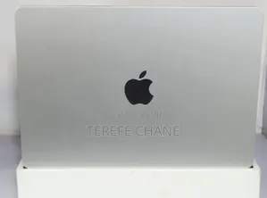 New Laptop Apple MacBook Air 2025 M4 13-Inch 16GB Apple M4 SSD 256GB