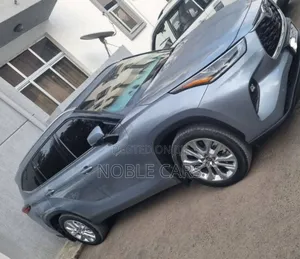 Toyota Highlander Hybrid 2024 Blue