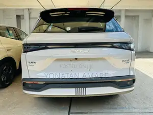 New BYD Seal DM-i 2025 Off white