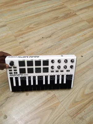 Akai MPK Mini Midi Studio Keyboard