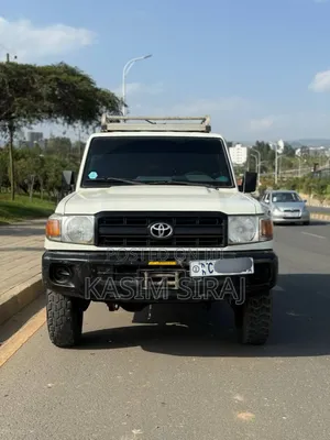 Toyota Land Cruiser 4.5 V8 TD STD 2010 White