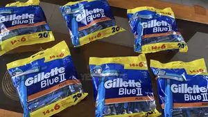 Gillette Blue Plus Razors-easy Grip,Chromium Coated Blades