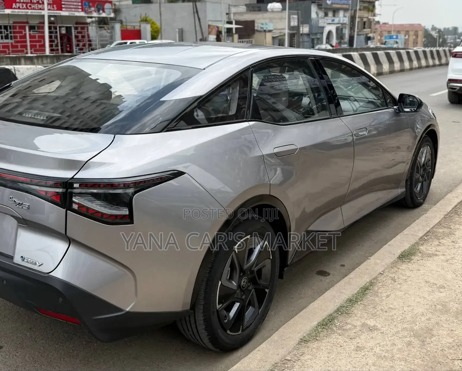 Toyota bZ3 2024 Gray