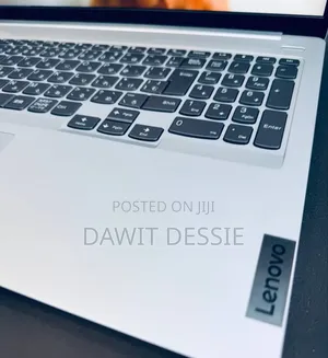 New Laptop Lenovo 16GB AMD Ryzen 7 SSD 512GB
