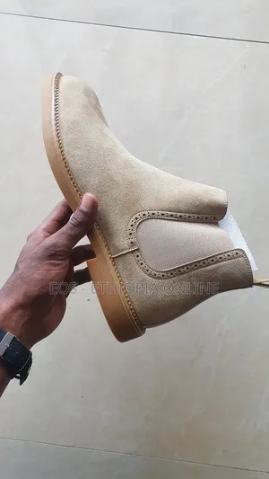 Light / Dark Brown Chelsea Boots [On Hand]