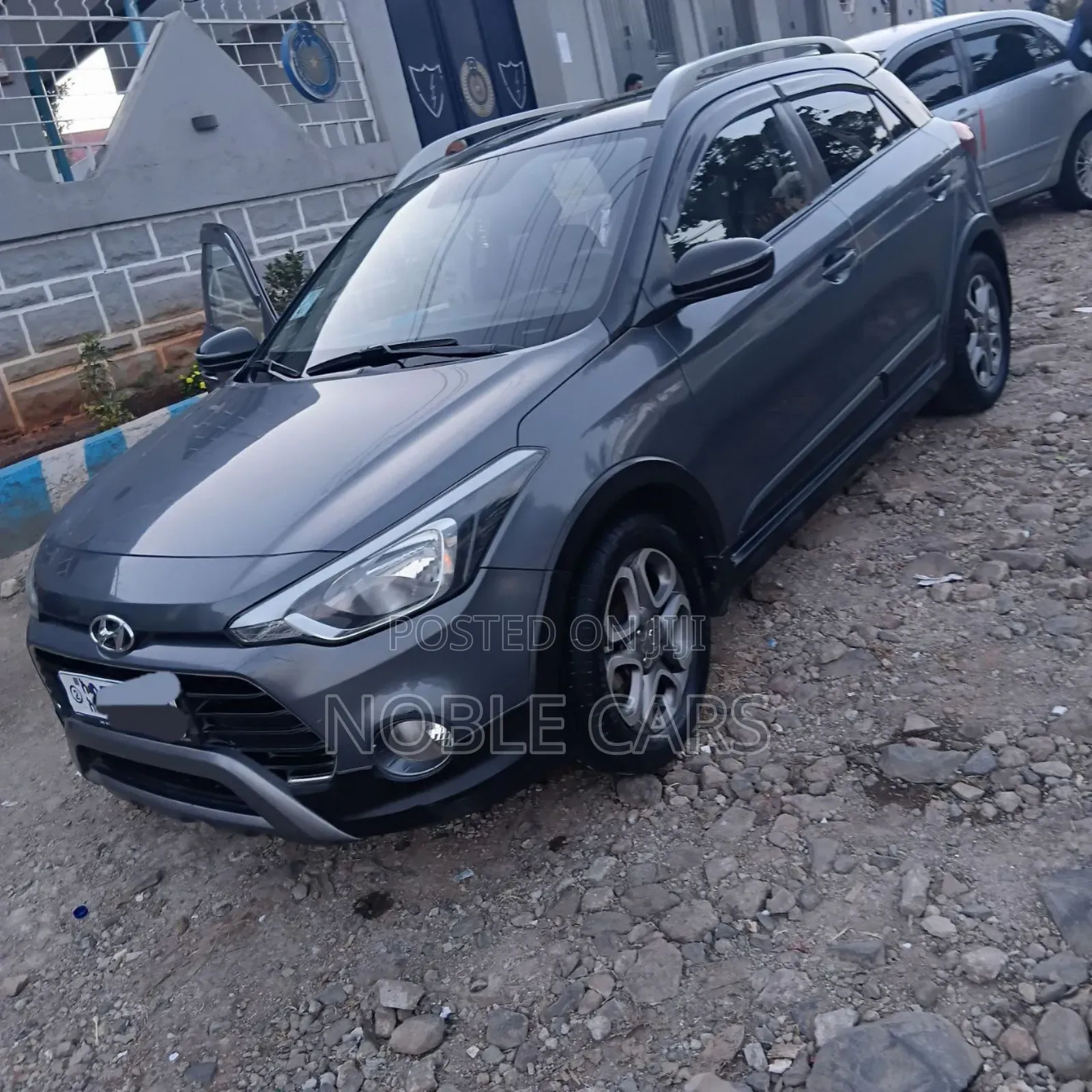 Hyundai i20 2020 Gray