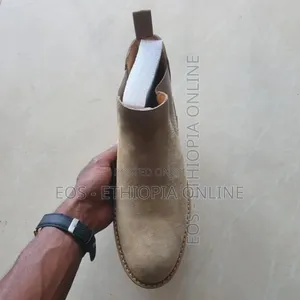 Light / Dark Brown Chelsea Boots [On Hand]
