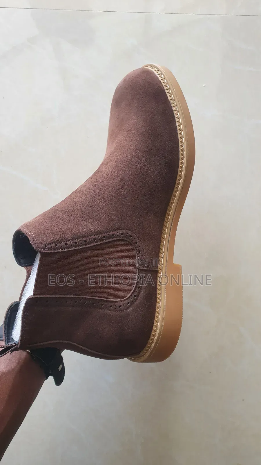 Light / Dark Brown Chelsea Boots [On Hand]