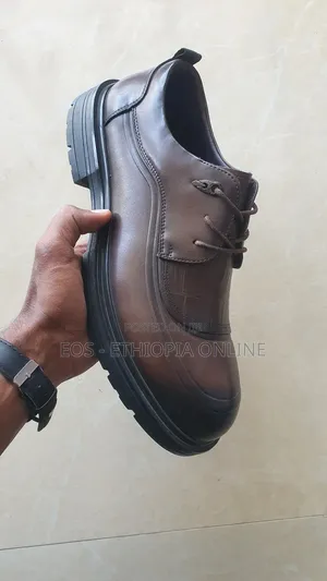 Photo - Classic Chunky Sole Crocodile Style Derby Shoes [On Hand]