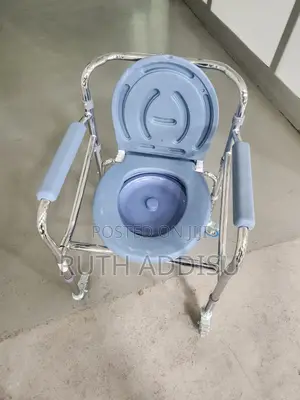 Commode Chair客戶toilet Chair審議with Wheel Three in One Commode Chair New