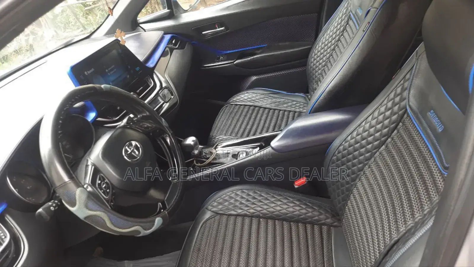 Toyota C-HR 2017 Silver