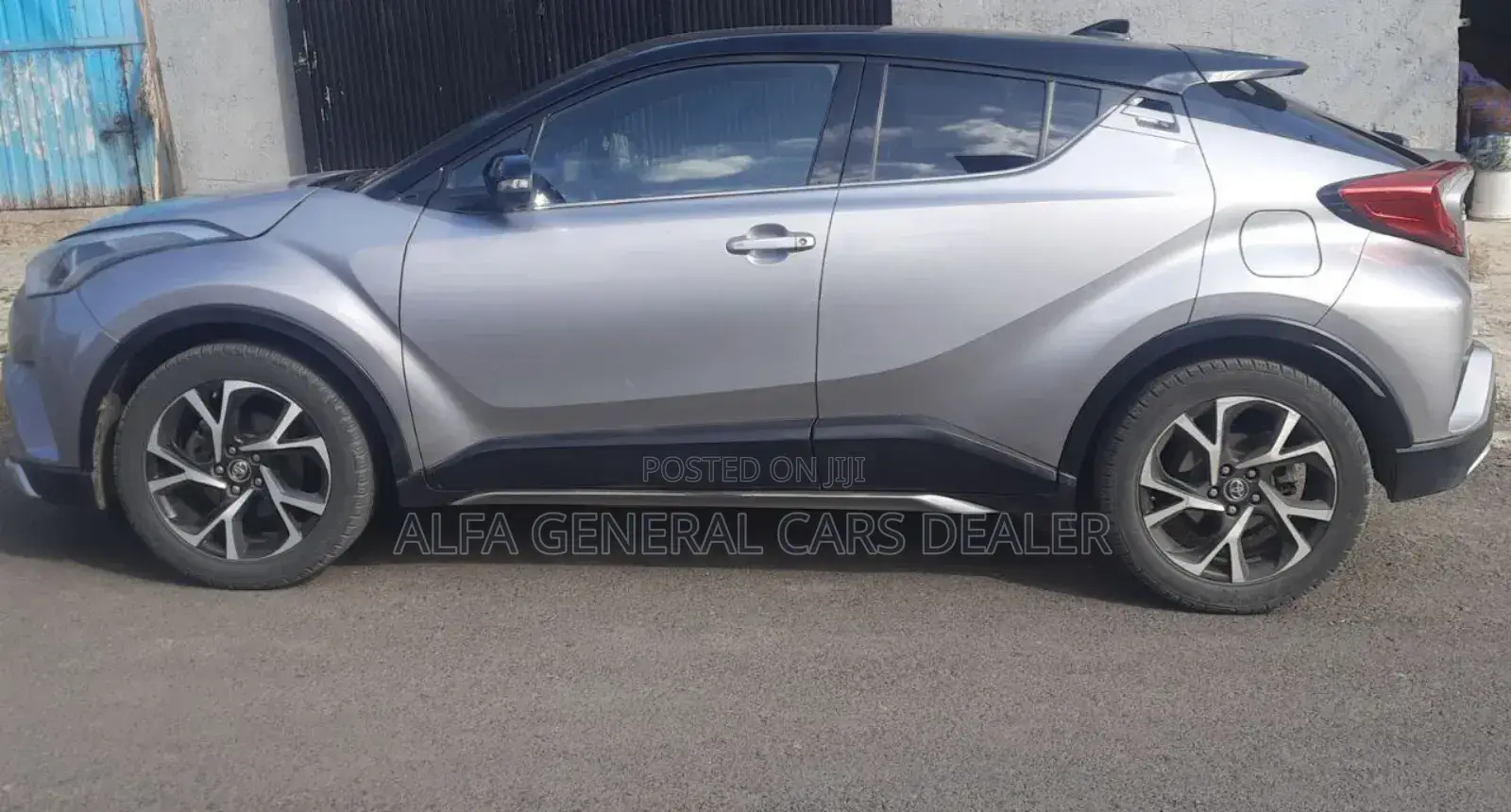 Toyota C-HR 2017 Silver