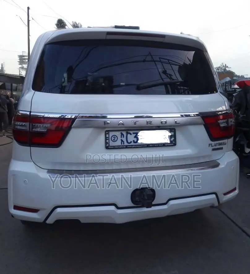 Nissan Patrol 2017 White