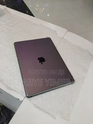 New Apple iPad 10.2 (2021) 128 GB
