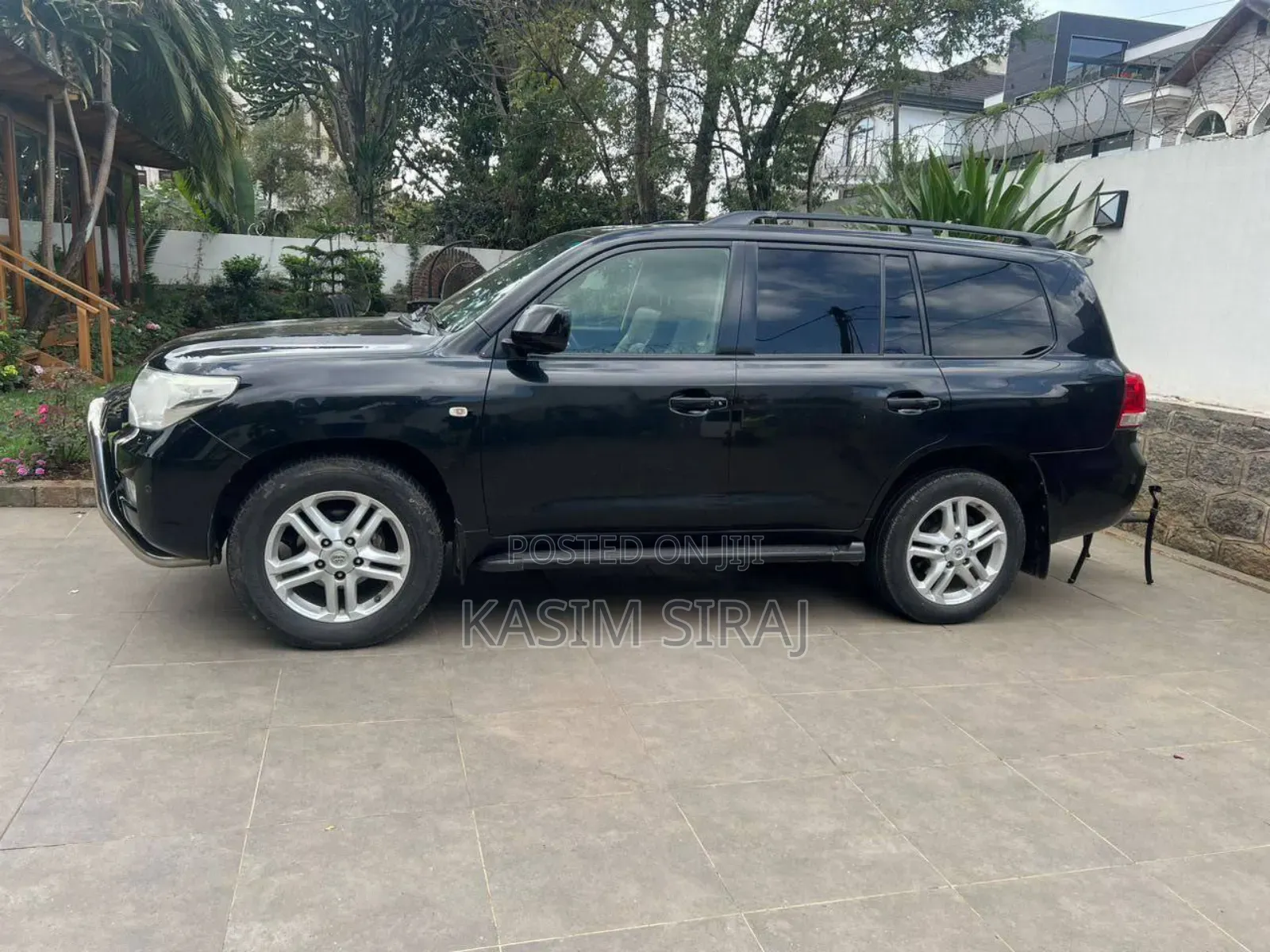 Toyota Land Cruiser 4.5 V8 GX-R 2013 Black