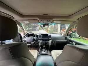 Toyota Land Cruiser 4.5 V8 GX-R 2013 Black