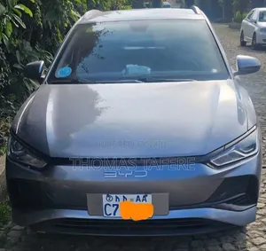 Photo - BYD E2 43 kWh 94 hp FWD 2025 Gray