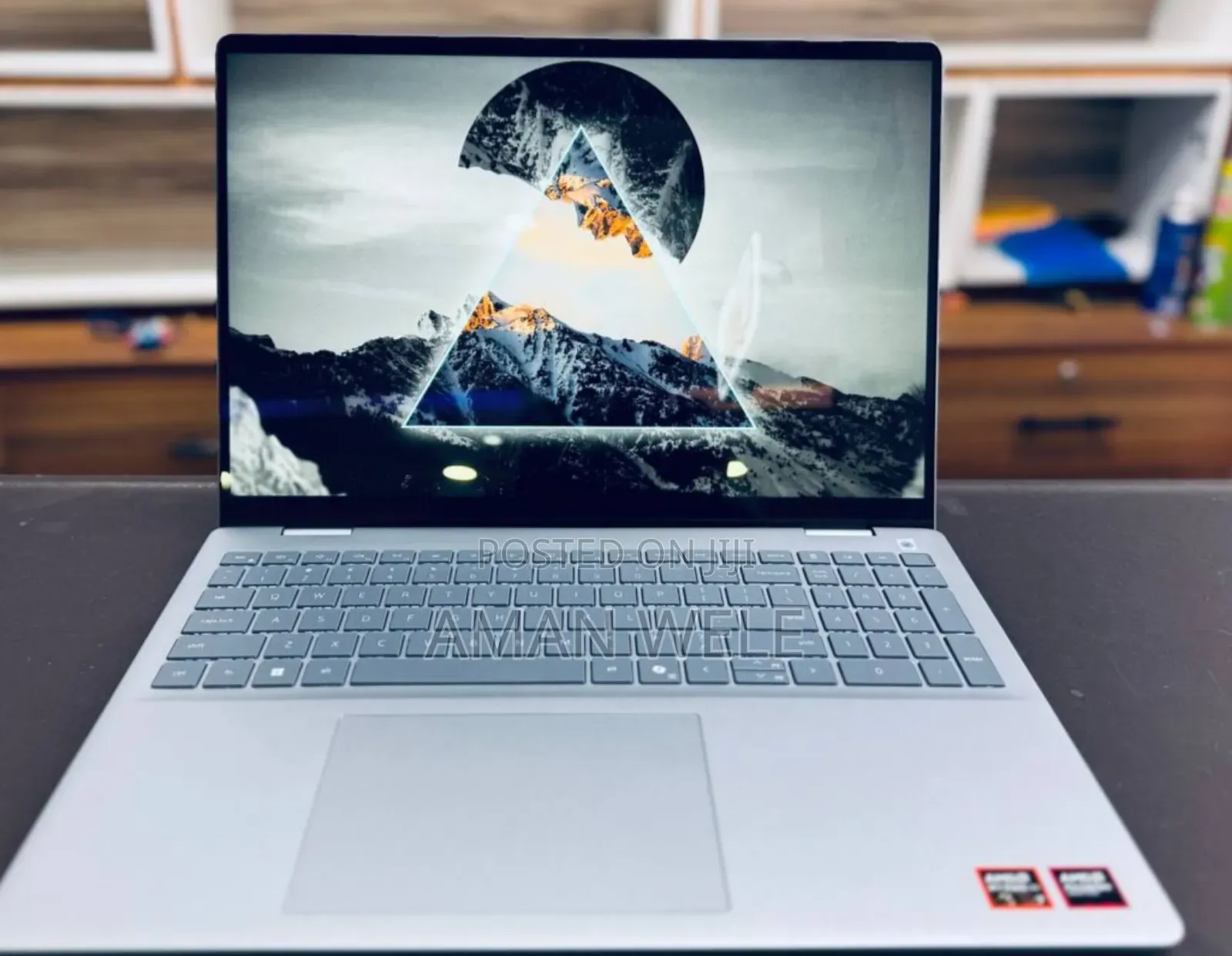 New Laptop Dell Plus 16 32GB AMD Ryzen 7 SSD 1T