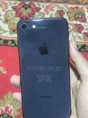Apple iPhone 8 64 GB Black