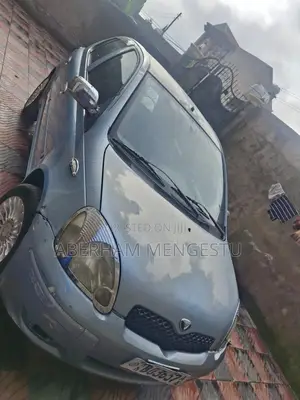 Toyota Vitz 1.0 FWD 5dr 2002 Blue