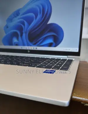 Photo - New Laptop HP EliteBook 850 G8 16GB Intel Core I7 SSD 512GB