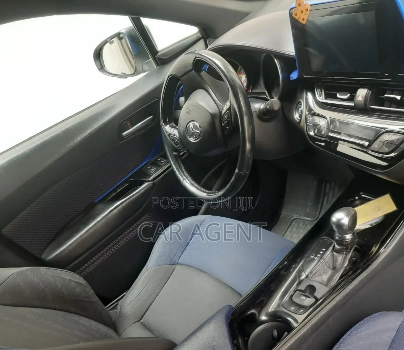 Toyota Rush 2017 Silver