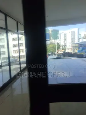 Photo - Salon for Rent