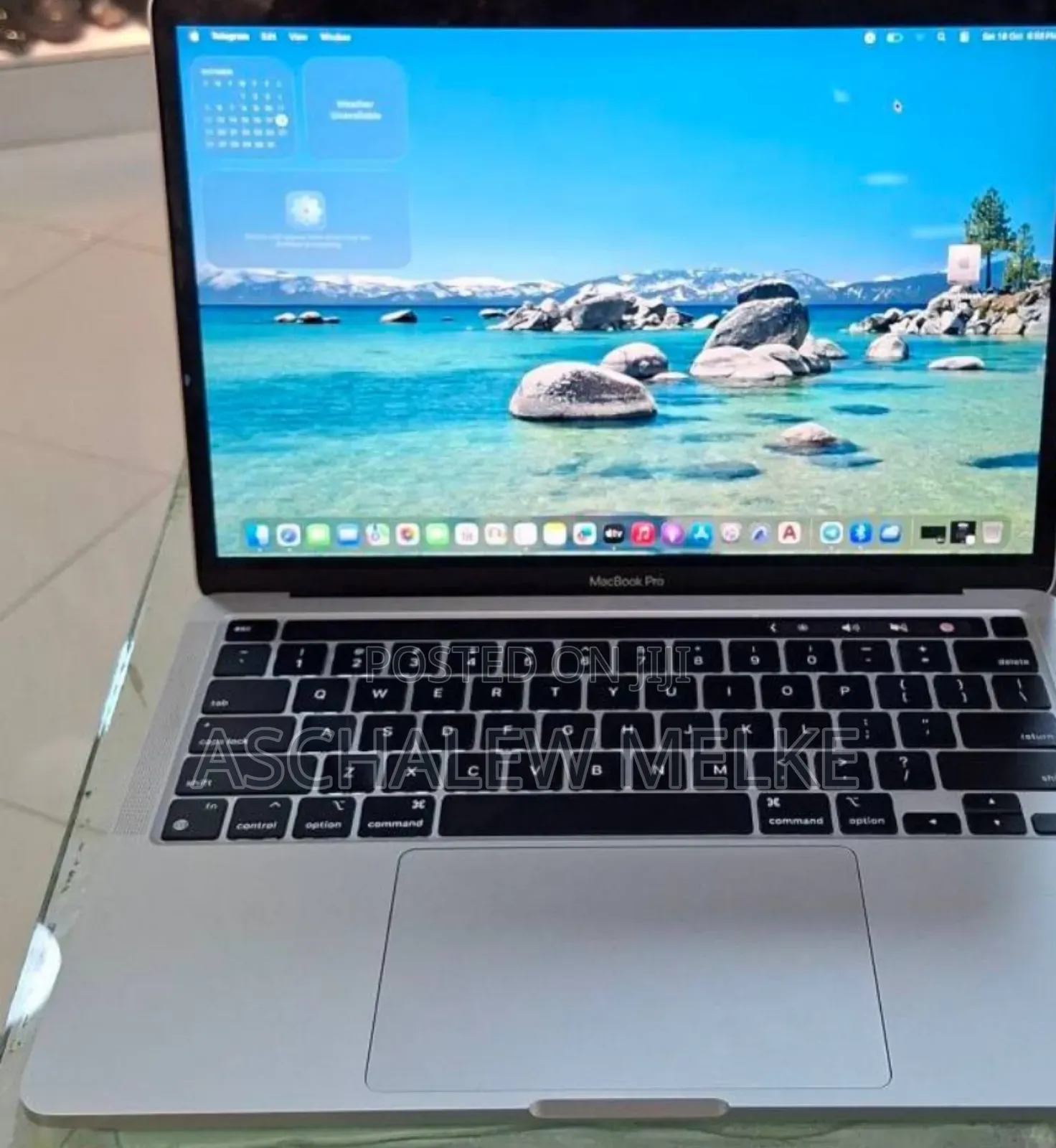 New Laptop Apple MacBook Pro 2022 M2 8GB Apple M2 SSD 512GB