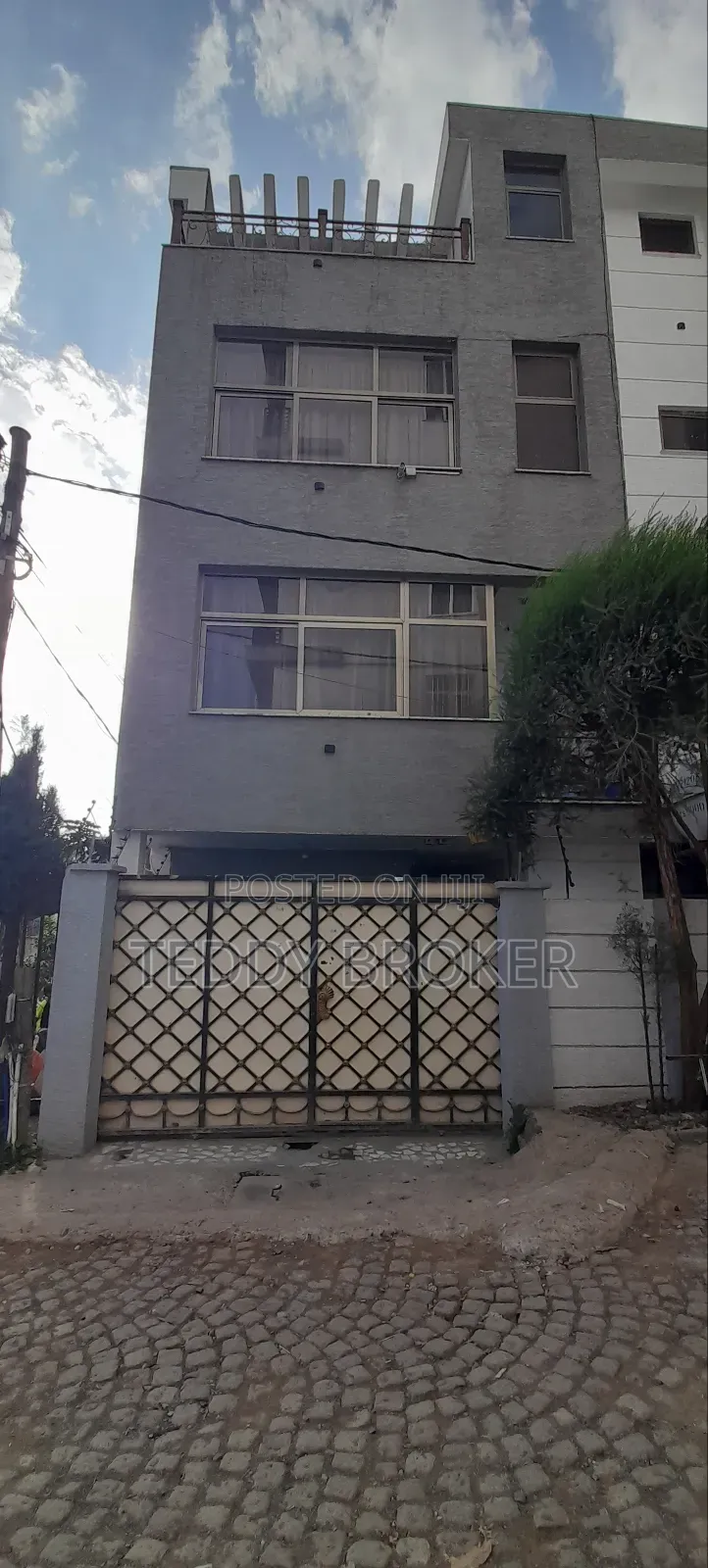 7bdrm House in Haile Garment, Nifas Silk-Lafto for sale