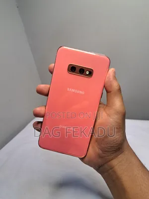 New Samsung Galaxy S10e 128 GB Orange