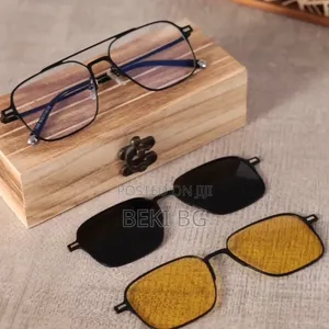 Photo - Igsy Men and Women 3 in 1 Magnetic Sunglesses