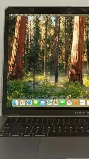 New Laptop Apple MacBook Pro 2020 M1 8GB Apple M1 SSD 256GB