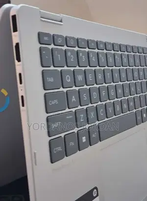 New Laptop HP OmniBook 5 Flip 16GB Intel Core I7 SSD 512GB