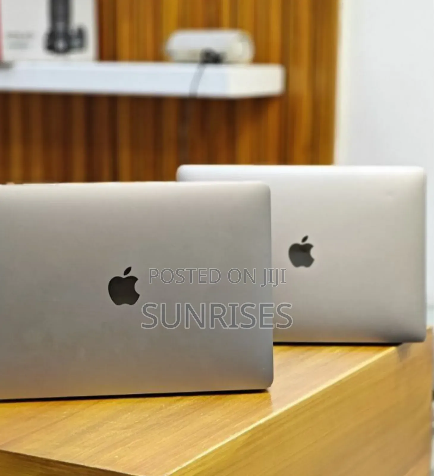 New Laptop Apple MacBook Pro 2019 16GB Intel Core I5 SSD 256GB