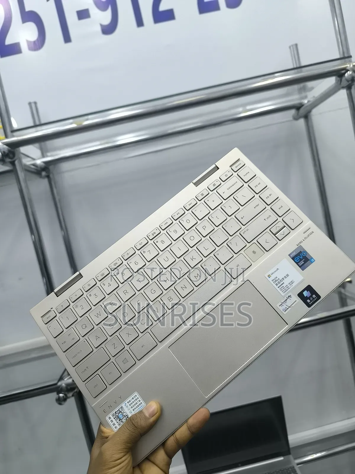 New Laptop HP Envy X360 8GB Intel Core I5 SSD 256GB