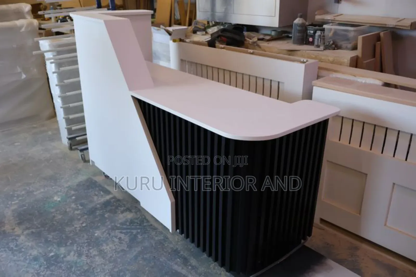 Modern Reception Tabel 150 Cm Width 120 Cm Height X 50 Cm Debth