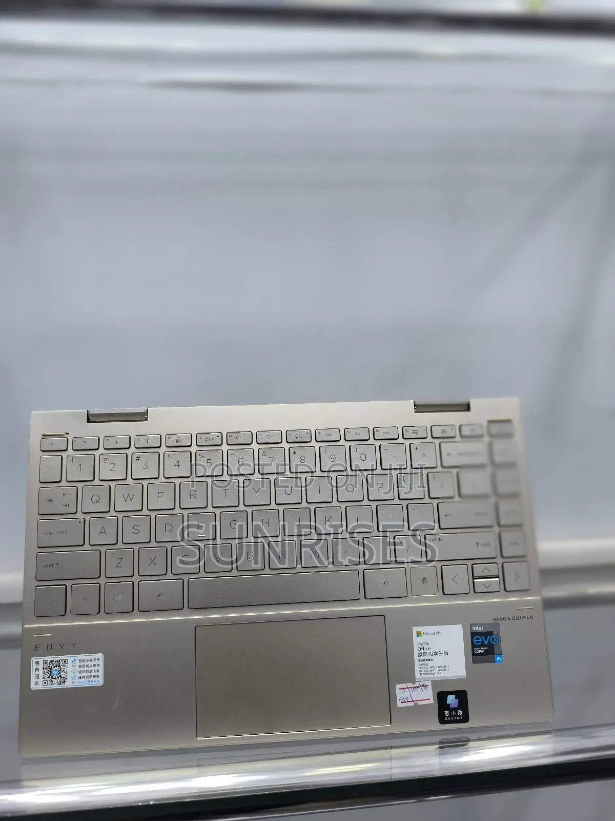 New Laptop HP Envy X360 8GB Intel Core I5 SSD 256GB