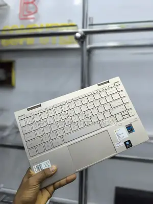 New Laptop HP Envy x360 8GB Intel Core i5 SSD 256GB
