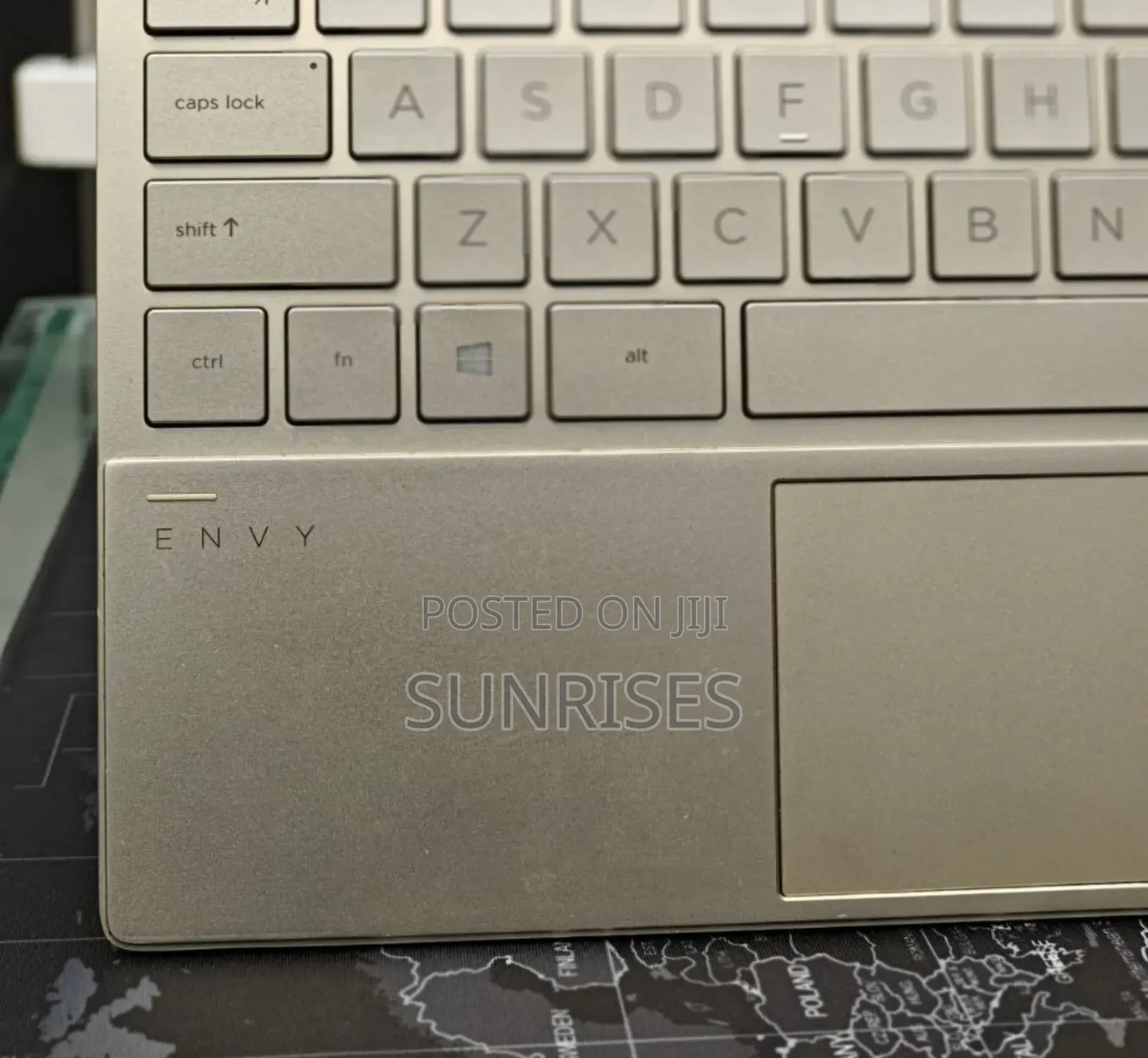 New Laptop HP Envy X360 8GB Intel Core I5 SSD 1T