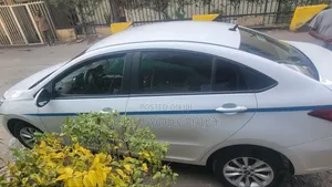 Chery Arrizo 5 2023 White