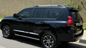 Toyota Land Cruiser Prado 2.7 2020 Black