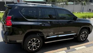 Toyota Land Cruiser Prado 2.7 2020 Black
